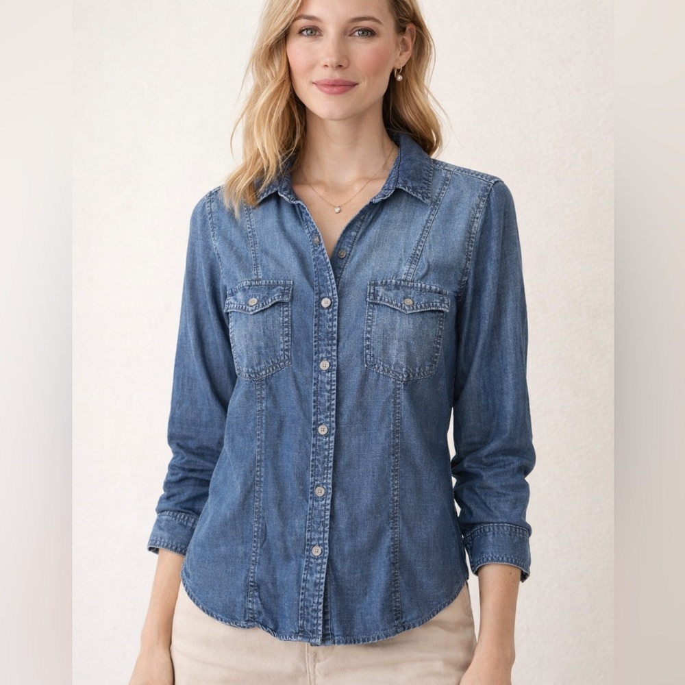 Cloth & Stone Chambray Tencel Button Down Shirt Blue | Size S